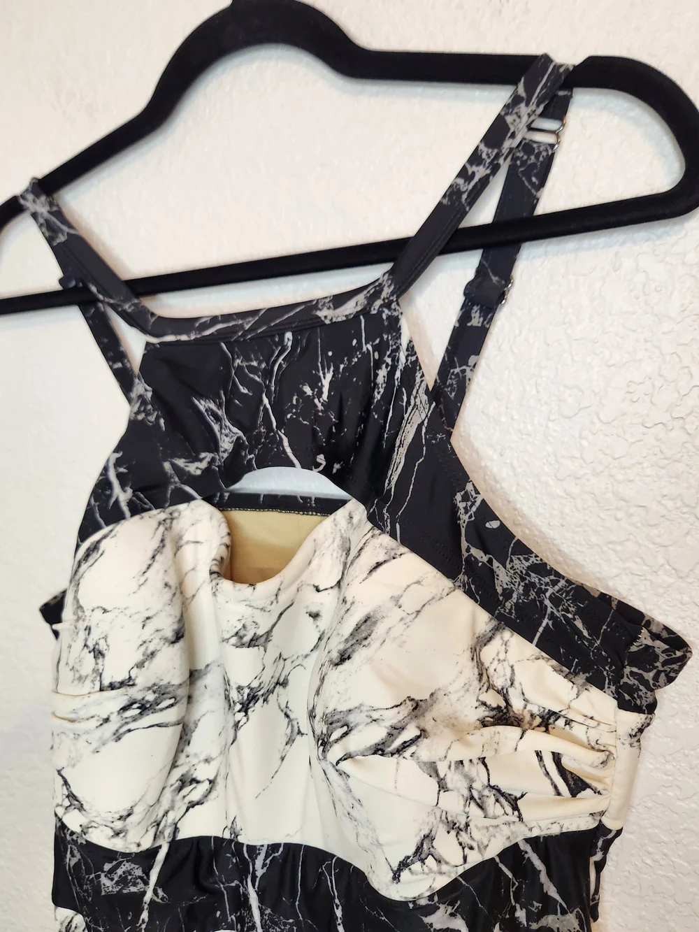 Cacique swim black white marble print tankini top cutout neckline size 16
